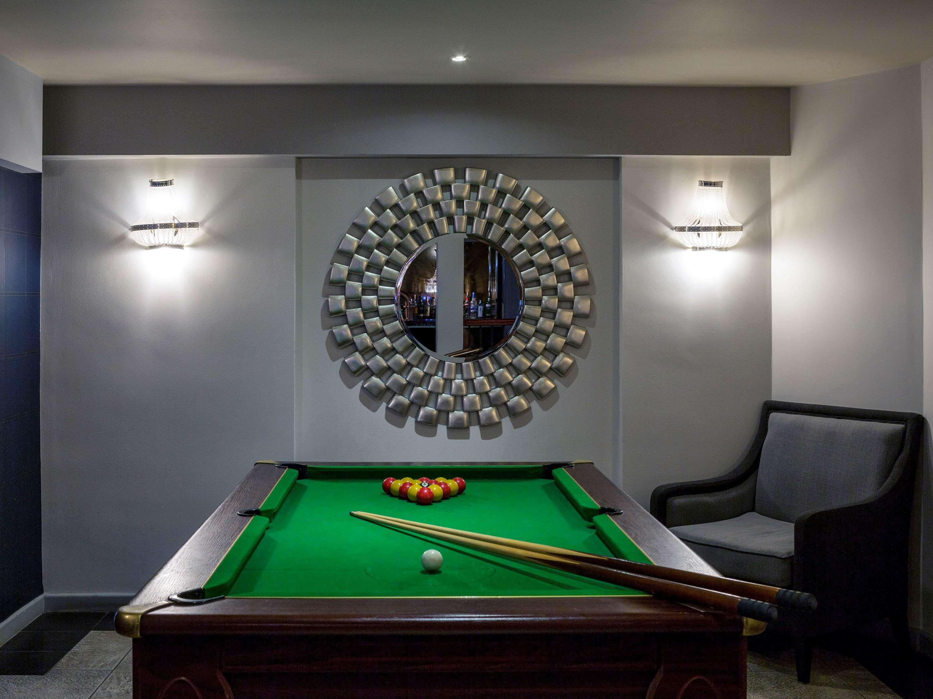 Barons Court Hotel ウォールソール エクステリア 写真